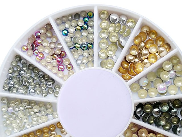 200 Stück Nail Art Metall Plating in 2 Größen Irisierend Bunt AP-65