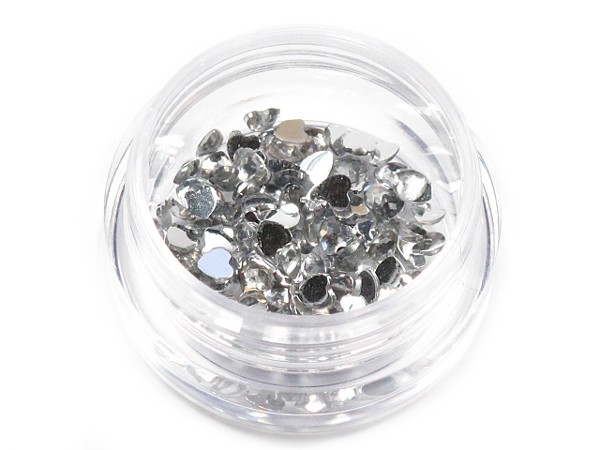 50 Nail Art Straßsteine Steine Transparent # Herzen